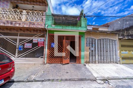 Casa à venda com 120m², 2 quartos e 1 vagaFachada