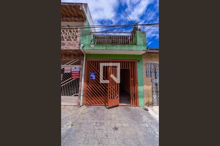 Casa à venda com 120m², 2 quartos e 1 vagaFachada