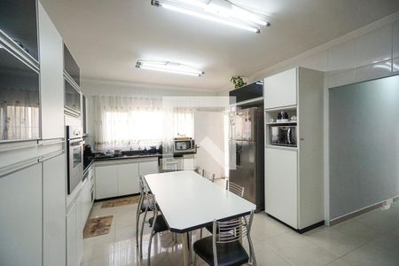 Casa à venda com 387m², 5 quartos e 4 vagasCozinha