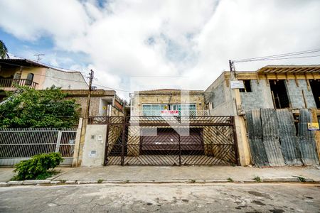 Casa à venda com 387m², 5 quartos e 4 vagasFachada