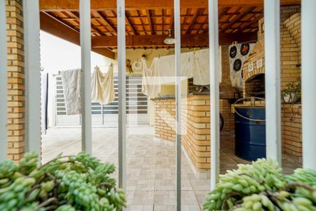 Casa à venda com 387m², 5 quartos e 4 vagasVista da suíte 02