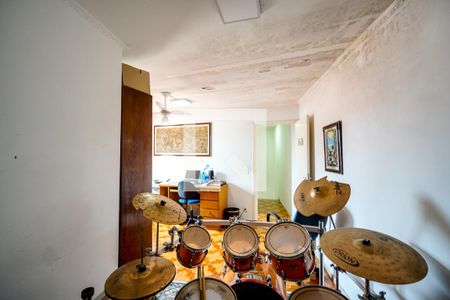 Casa à venda com 387m², 5 quartos e 4 vagasSuíte 02 da edicola