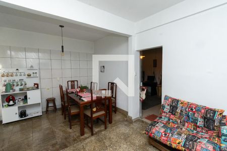 Casa à venda com 254m², 3 quartos e 4 vagasCozinha e Sala de Jantar