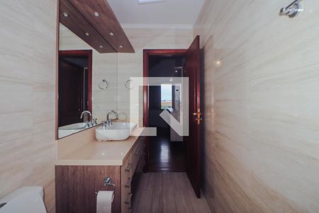 Casa à venda com 162m², 2 quartos e 4 vagas Casa à venda com 162m², 2 quartos e 4 vagasBanheiro da Suíte