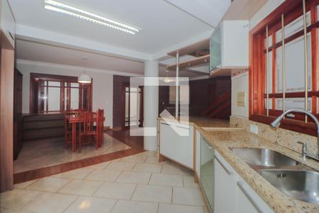 Casa à venda com 162m², 2 quartos e 4 vagas Casa à venda com 162m², 2 quartos e 4 vagasCozinha