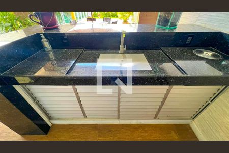 Casa à venda com 471m², 5 quartos e 4 vagasEspaço Gourmet