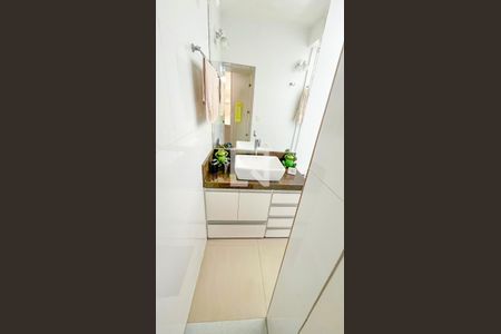 Casa à venda com 471m², 5 quartos e 4 vagasBanheiro/Quarto 5