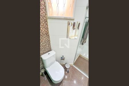 Casa à venda com 471m², 5 quartos e 4 vagasBanheiro