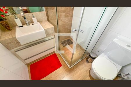 Casa à venda com 471m², 5 quartos e 4 vagasBanheiro