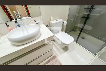 Casa à venda com 471m², 5 quartos e 4 vagasBanheiro