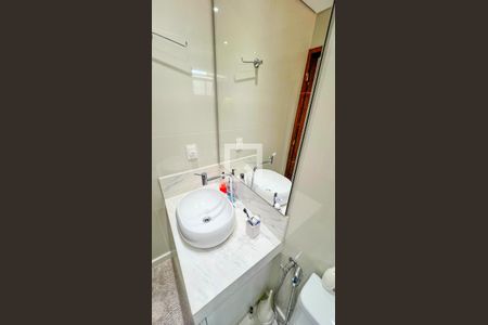 Casa à venda com 471m², 5 quartos e 4 vagasBanheiro