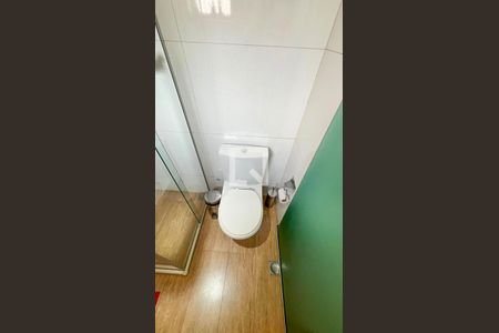 Casa à venda com 471m², 5 quartos e 4 vagasBanheiro