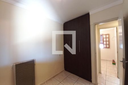 Quarto 2  de casa de condomínio para alugar com 2 quartos, 120m² em Residencial Cosmos, Campinas