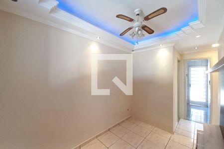 Sala de casa de condomínio para alugar com 2 quartos, 120m² em Residencial Cosmos, Campinas