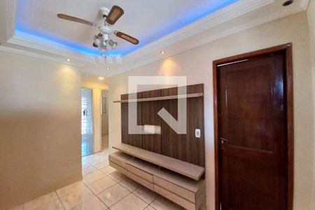 Sala de casa de condomínio para alugar com 2 quartos, 120m² em Residencial Cosmos, Campinas