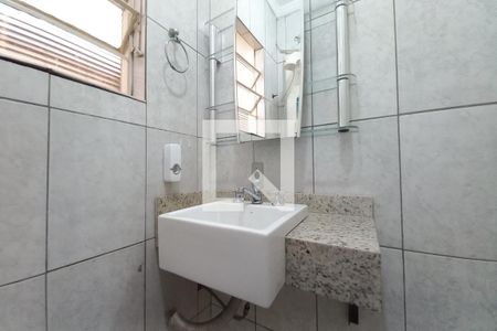 Casa de condomínio para alugar com 120m², 2 quartos e 1 vagaBanheiro