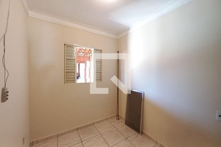 Quarto 2  de casa de condomínio para alugar com 2 quartos, 120m² em Residencial Cosmos, Campinas