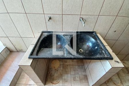 Casa de condomínio para alugar com 120m², 2 quartos e 1 vagaÁrea de Serviço 