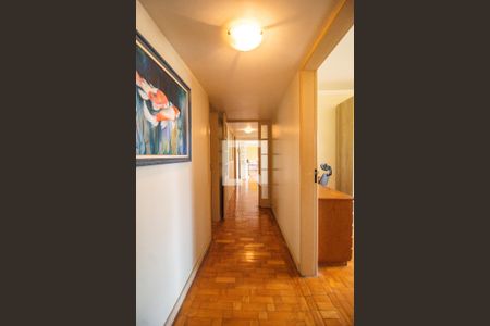 Apartamento à venda com 207m², 4 quartos e 2 vagasCorredor