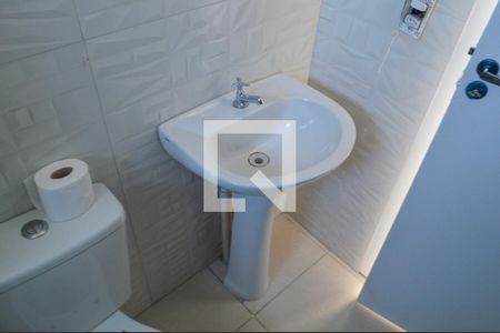 Banheiro de apartamento à venda com 2 quartos, 59m² em Jacarepaguá, Rio de Janeiro