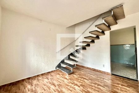 Sala de casa à venda com 3 quartos, 90m² em Chácara Inglesa, São Paulo