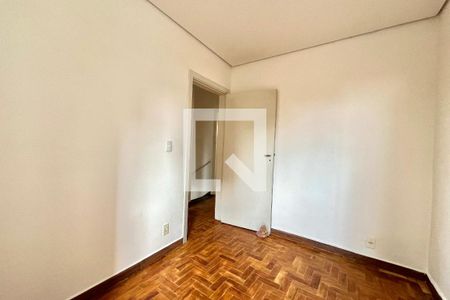 Quarto 2 de casa à venda com 3 quartos, 90m² em Chácara Inglesa, São Paulo