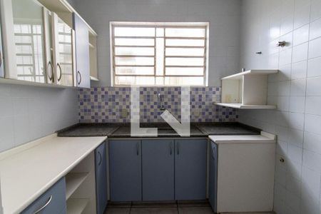 Casa para alugar com 230m², 4 quartos e 2 vagasCozinha