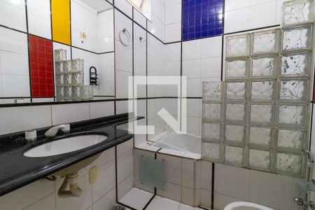 Casa para alugar com 230m², 4 quartos e 2 vagasSuíte