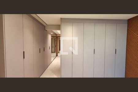 Apartamento à venda com 175m², 2 quartos e 3 vagasQuarto