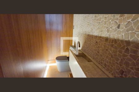 Apartamento à venda com 175m², 2 quartos e 3 vagasBanheiro 3