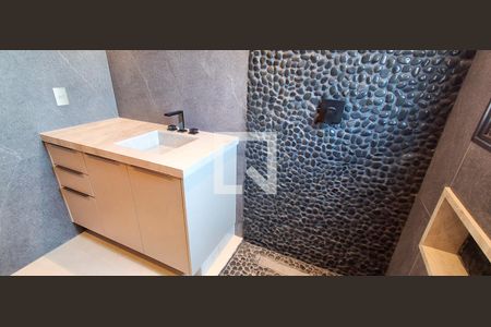 Apartamento à venda com 175m², 2 quartos e 3 vagasBanheiro 1