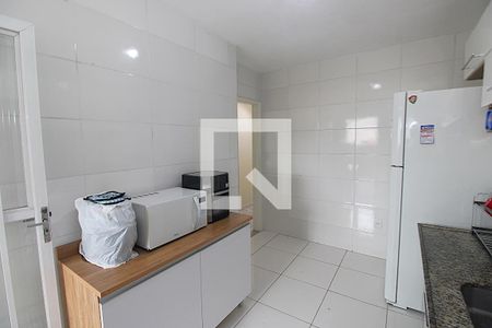 Casa para alugar com 95m², 2 quartos e 2 vagasCozinha