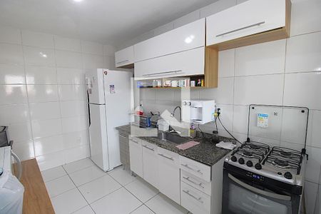 Casa para alugar com 95m², 2 quartos e 2 vagasCozinha