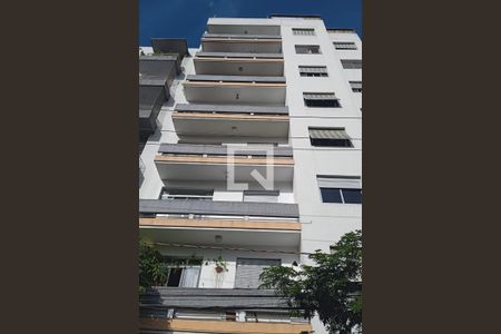Apartamento à venda com 120m², 3 quartos e sem vagaFachada