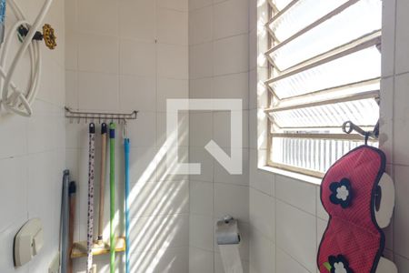 Apartamento à venda com 120m², 3 quartos e sem vagaBanheiro de Serviço