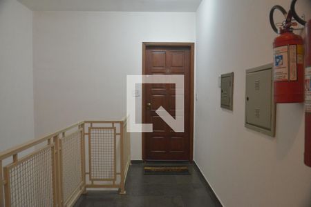 Apartamento à venda com 64m², 2 quartos e 2 vagasHall de entrada