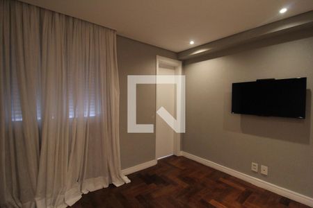 Apartamento à venda com 204m², 4 quartos e 4 vagasSuíte 1