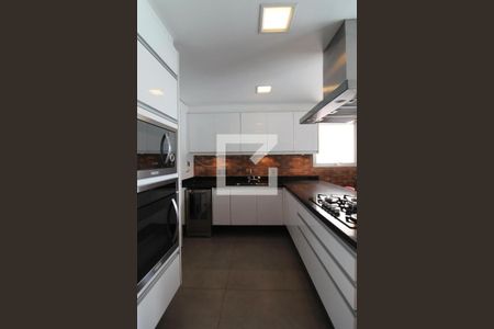 Apartamento à venda com 204m², 4 quartos e 4 vagasCoozinha