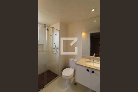 Apartamento à venda com 204m², 4 quartos e 4 vagasBanheiro Da Suíte 2