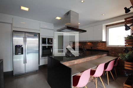 Apartamento à venda com 204m², 4 quartos e 4 vagasCoozinha