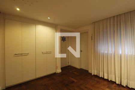 Apartamento à venda com 204m², 4 quartos e 4 vagasSuíte 3