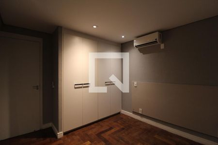 Apartamento à venda com 204m², 4 quartos e 4 vagasSuíte 1