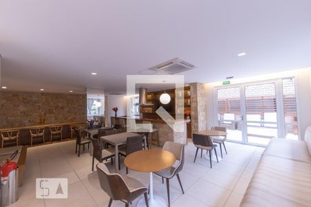 Apartamento à venda com 204m², 4 quartos e 4 vagasSalão