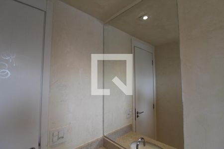 Apartamento à venda com 204m², 4 quartos e 4 vagasBanheiro Da Suíte 1