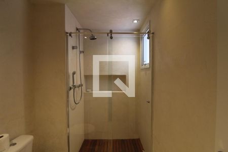 Apartamento à venda com 204m², 4 quartos e 4 vagasBanheiro da Suíte 36