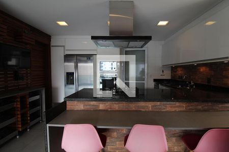 Apartamento à venda com 204m², 4 quartos e 4 vagasCoozinha