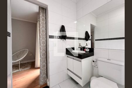 Casa à venda com 156m², 3 quartos e 3 vagasBanheiro da Suíte