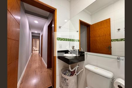 Casa à venda com 156m², 3 quartos e 3 vagasBanheiro