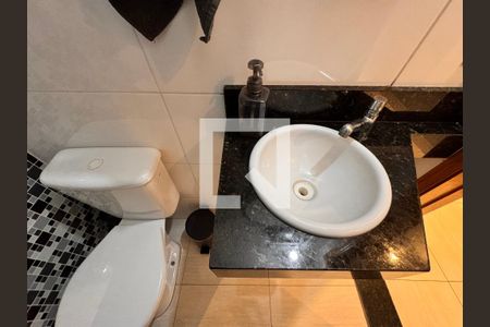 Casa à venda com 156m², 3 quartos e 3 vagasLavabo