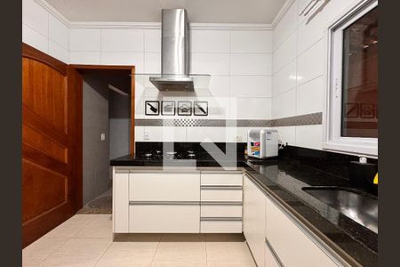 Casa à venda com 156m², 3 quartos e 3 vagasCozinha